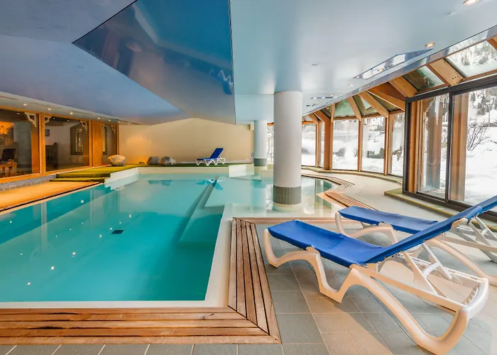 Готель Lagrange Le Cristal D'argentiere 4*