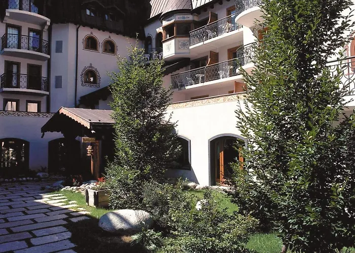 Lagrange Le Cristal D'argentiere Готель 4*